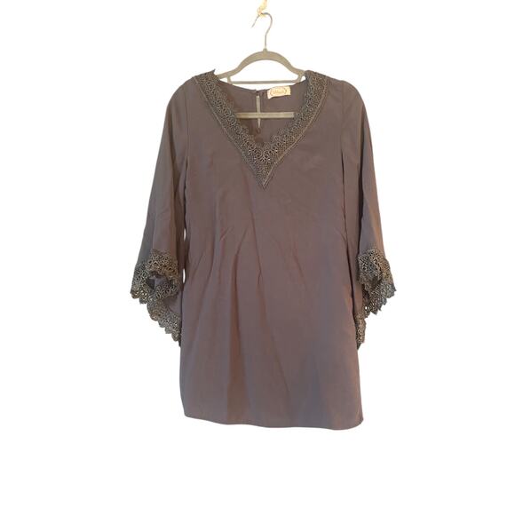 Blush- women’s  gray Crochet with Bell Sleeves size Small - Picture 1 of 4